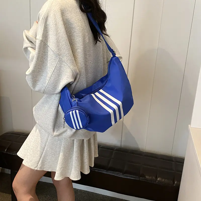 Korean Style Red Crossbody Bag for Women - Image 3