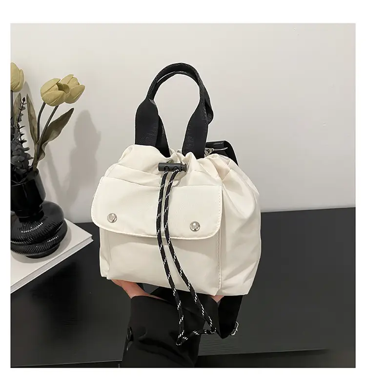 Women's White Black Contrast Shoulder Bag 2025 — feature 23