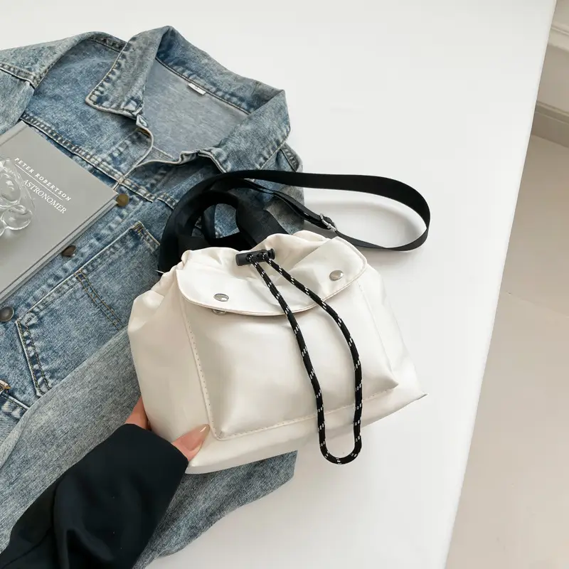 Women's White Black Contrast Shoulder Bag 2025 - Image 2
