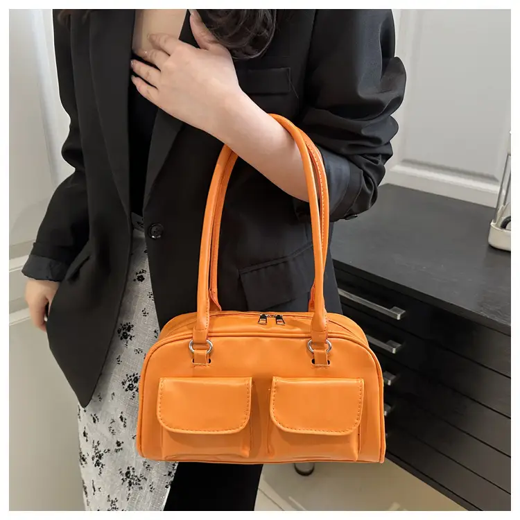 White Korean Style Shoulder Bag with 2 Pockets — feature 9
