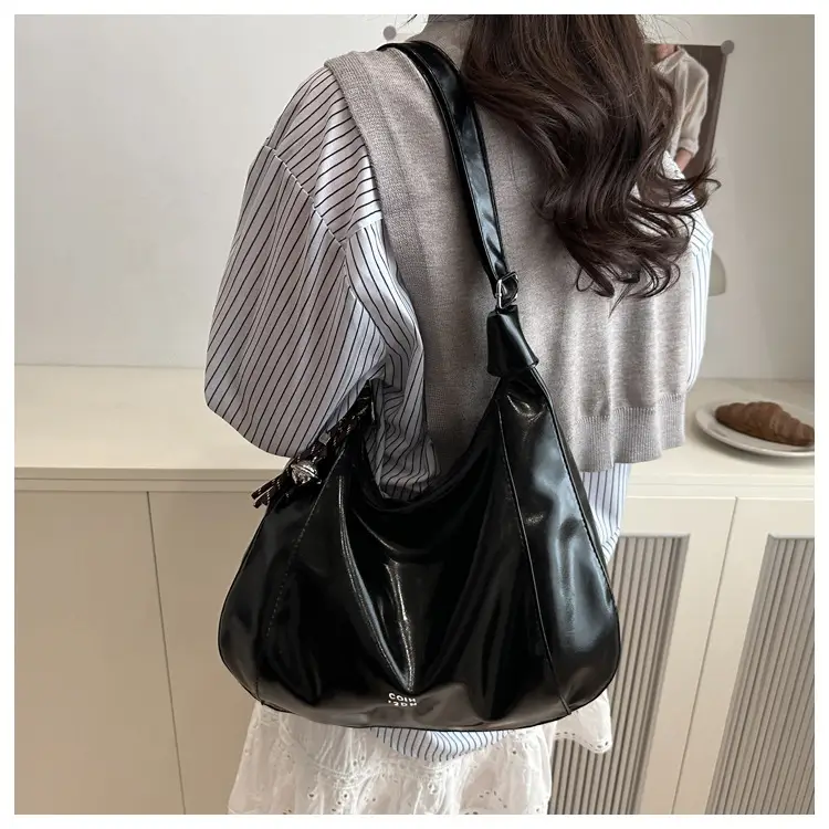 Women's Creamy White Shoulder Crossbody Bag 2025 — feature 18