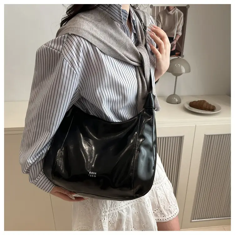Women's Creamy White Shoulder Crossbody Bag 2025 — feature 20