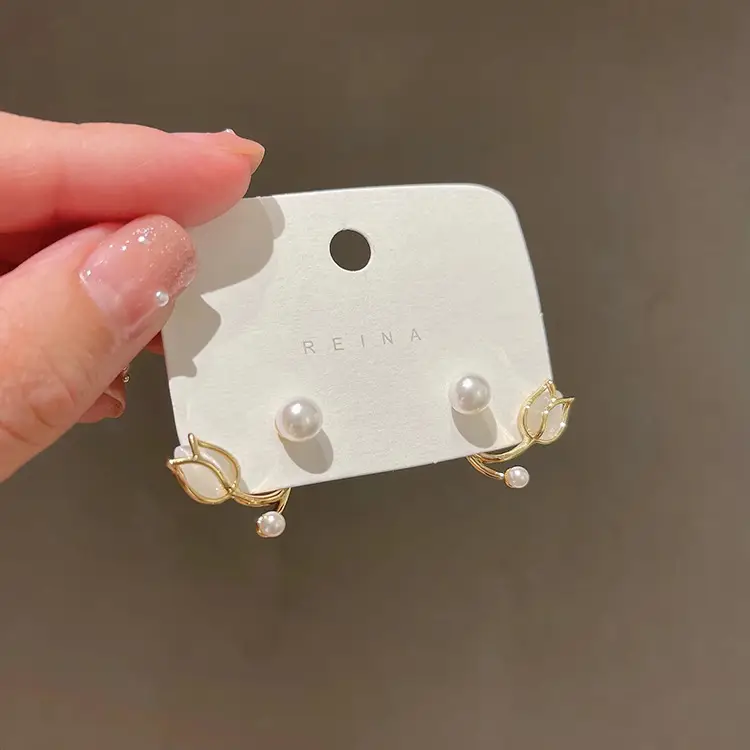 Silver Needle Korean Cat's Eye Pearl Earrings