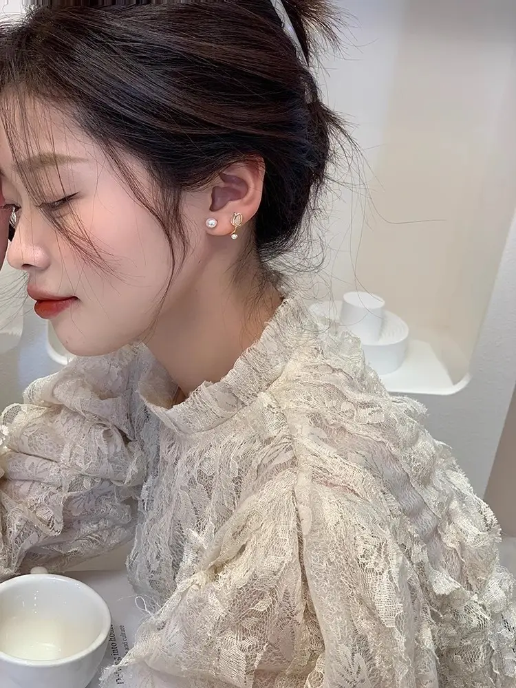 Silver Needle Korean Cat's Eye Pearl Earrings — feature 1