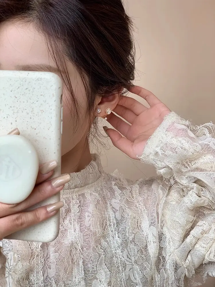 Silver Needle Korean Cat's Eye Pearl Earrings — feature 2