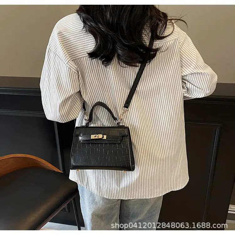 Pink Leather Shoulder Crossbody Bag for Women 2025 — feature 19