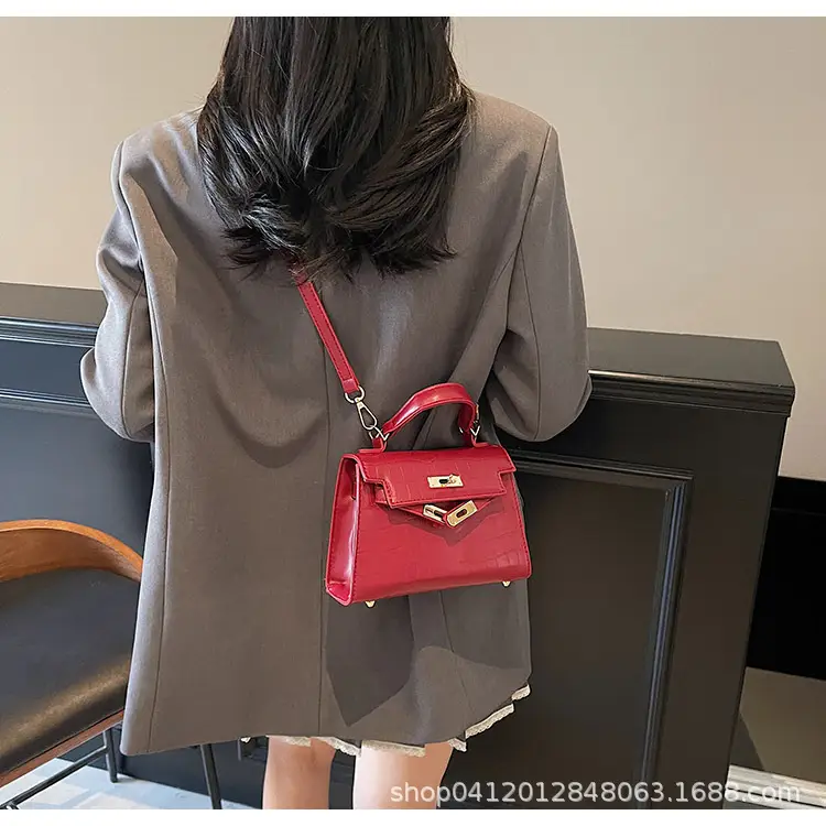 Pink Leather Shoulder Crossbody Bag for Women 2025 — feature 22