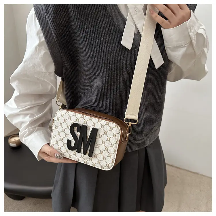 Women Crossbody Bag with Logo & Strap — feature 18