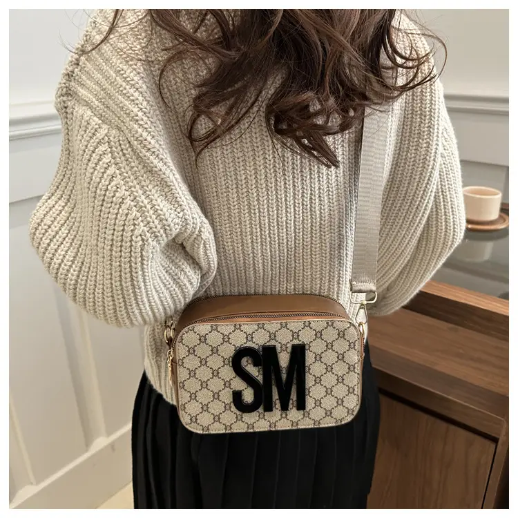 Women Crossbody Bag with Logo & Strap — feature 26