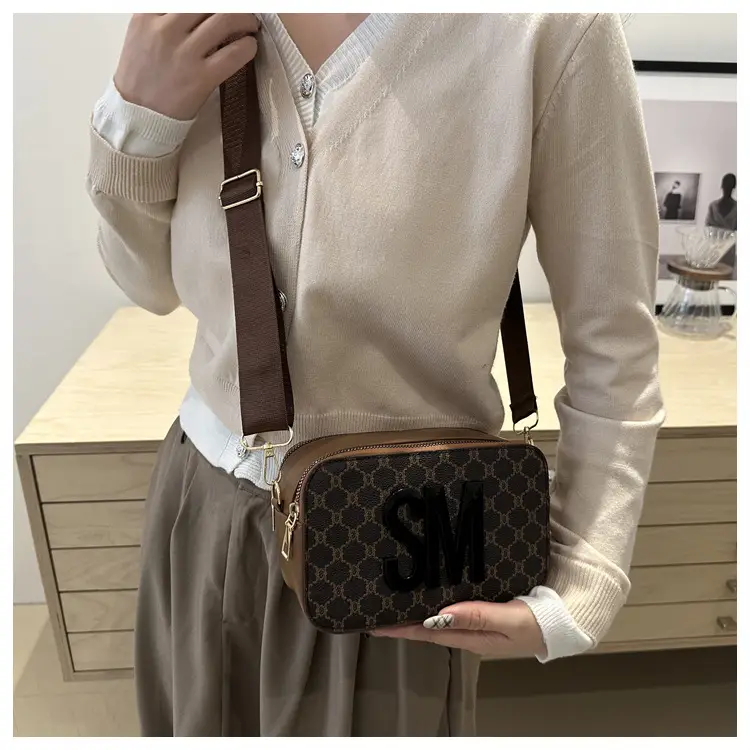 Women Crossbody Bag with Logo & Strap — feature 32