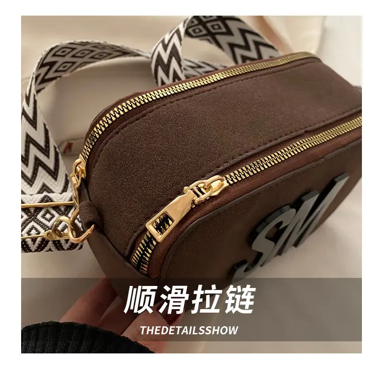 Women's Maroon Crossbody Bag with Zigzag Strap — feature 7