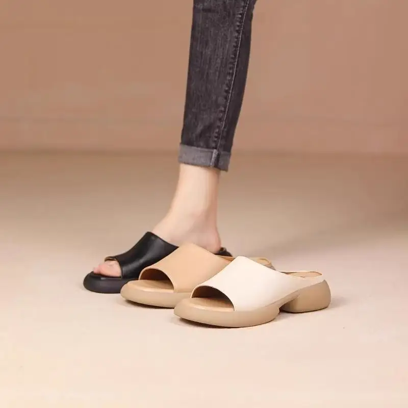Women's Black Round Toe Thick Slippers Summer Flat - Image 5