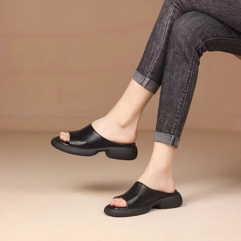 Women's Black Round Toe Thick Slippers Summer Flat - Image 6