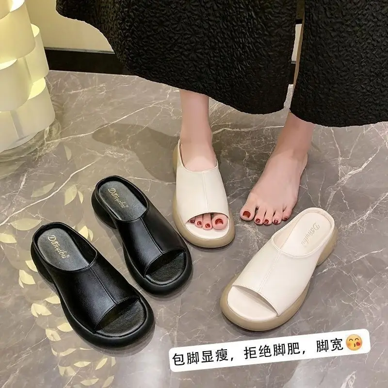 Women's Black Round Toe Thick Slippers Summer Flat — feature 2