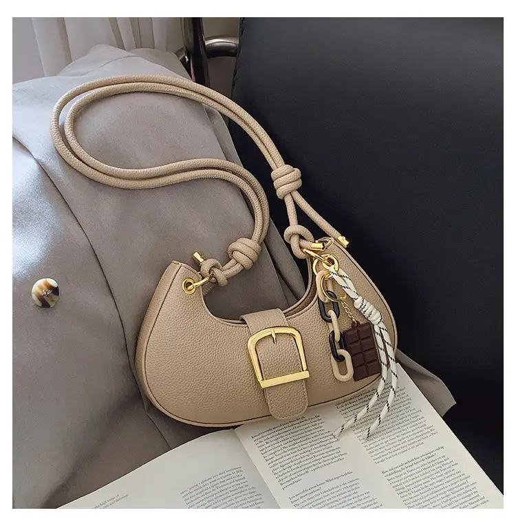 High-end Neoprene Shoulder Bag with Dugger Design — feature 30