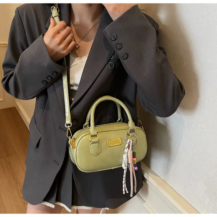 Women's Creamy White Bowtie Shoulder Bag with Tassel — feature 29