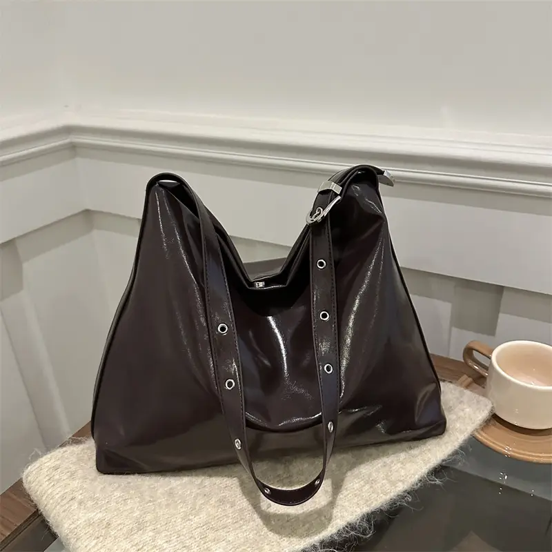 Black Large Shoulder Bag Women 2025 New Arrival - Image 4