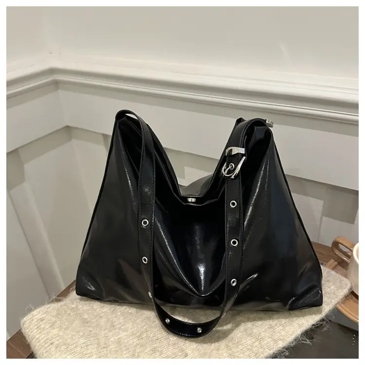 Black Large Shoulder Bag Women 2025 New Arrival — feature 17
