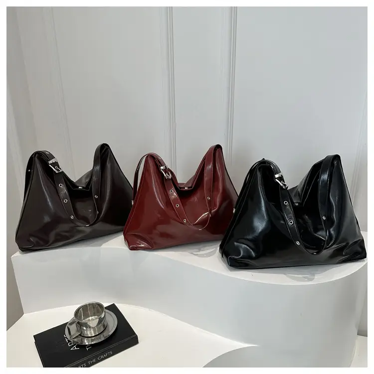 Black Large Shoulder Bag Women 2025 New Arrival — feature 21