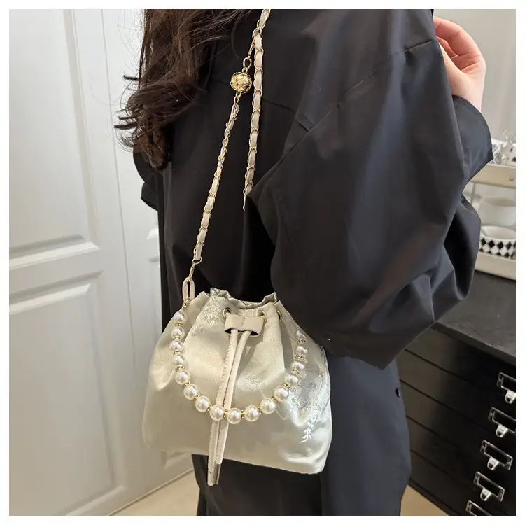 Pearl Embroidered Crossbody Bag for Women 2025 Spring — feature 16