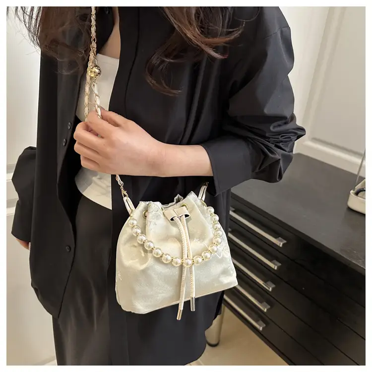 Pearl Embroidered Crossbody Bag for Women 2025 Spring — feature 19