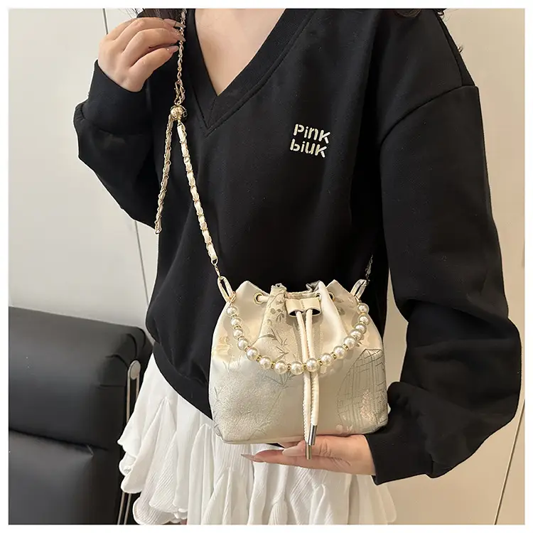 Pearl Embroidered Crossbody Bag for Women 2025 Spring — feature 35