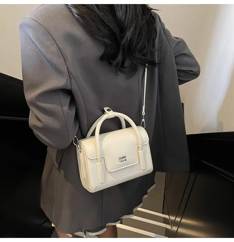 Red Minimalist Women's Shoulder Crossbody Bag 2026 — feature 26