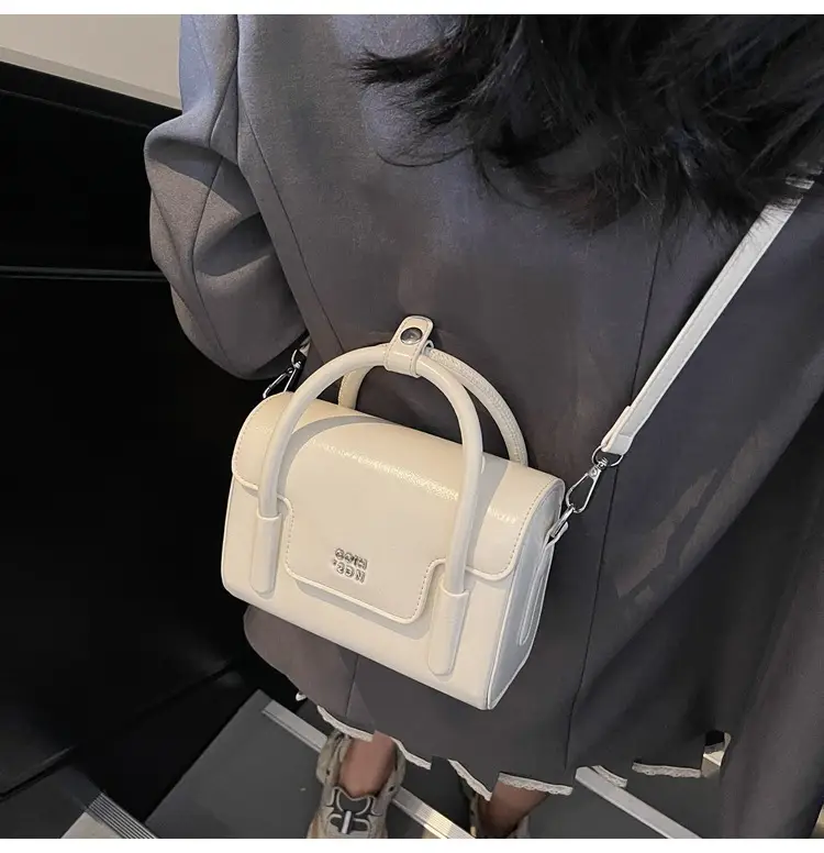 Red Minimalist Women's Shoulder Crossbody Bag 2026 — feature 27