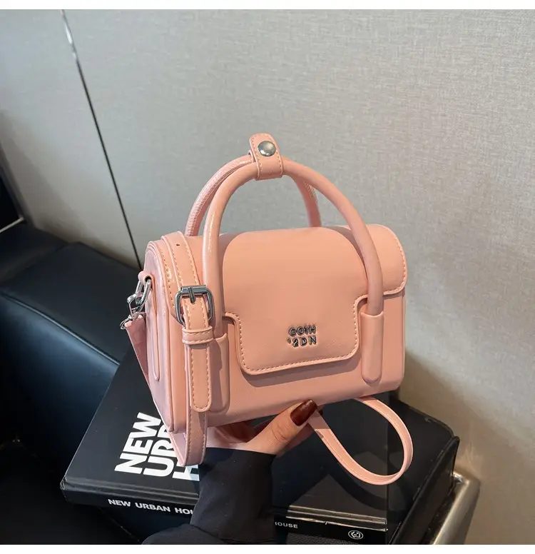 Red Minimalist Women's Shoulder Crossbody Bag 2026 — feature 32