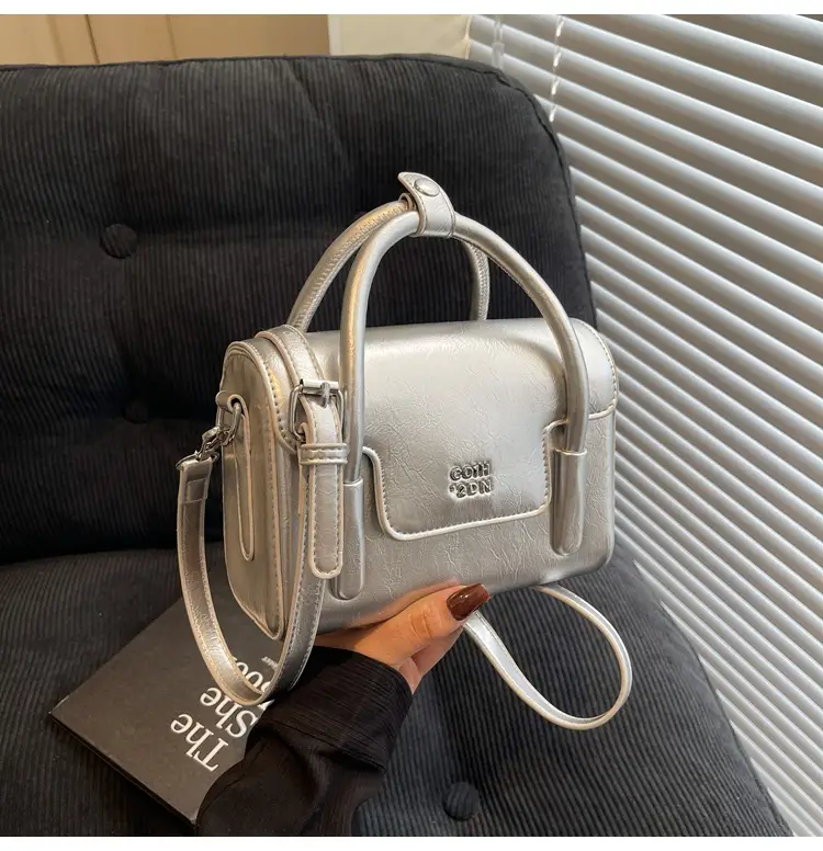 Red Minimalist Women's Shoulder Crossbody Bag 2026 — feature 33
