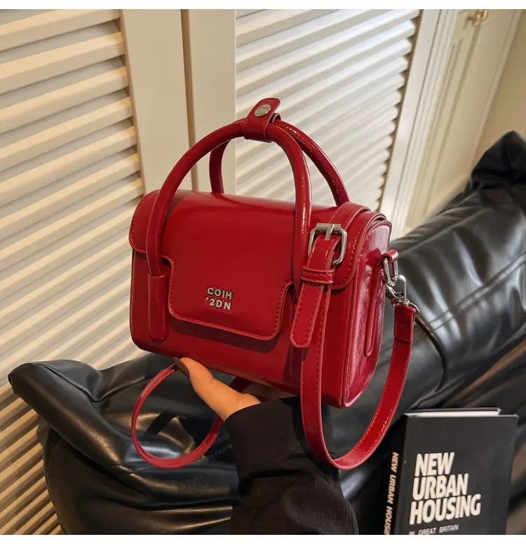 Red Minimalist Women's Shoulder Crossbody Bag 2026 — feature 39