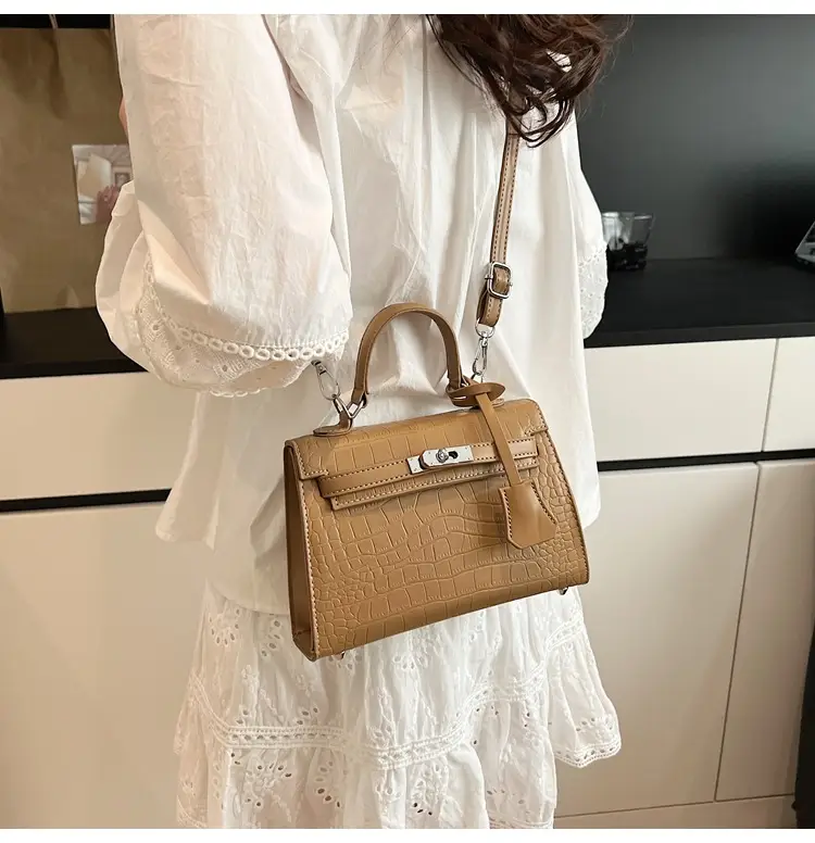 Women's High-end Embossed Kelly Shoulder Bag 2025 — feature 14