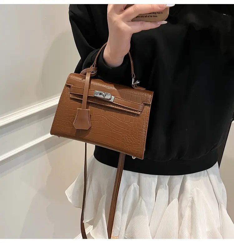Women's High-end Embossed Kelly Shoulder Bag 2025 — feature 18