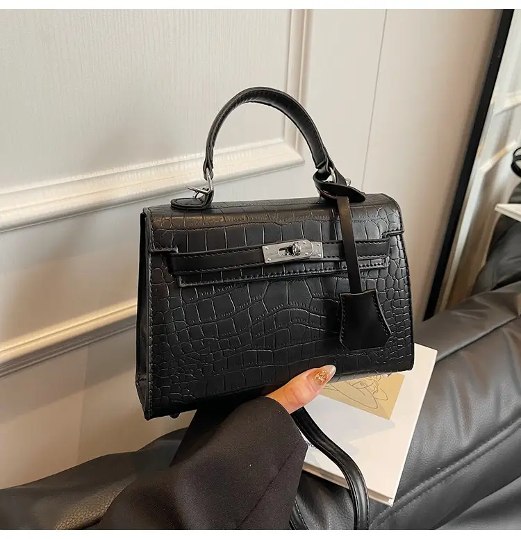 Women's High-end Embossed Kelly Shoulder Bag 2025 — feature 22