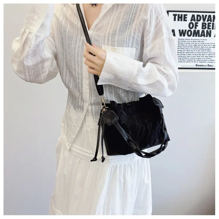 Light Blue Korean Style Shoulder Bag 2025 Spring Summer — feature 12