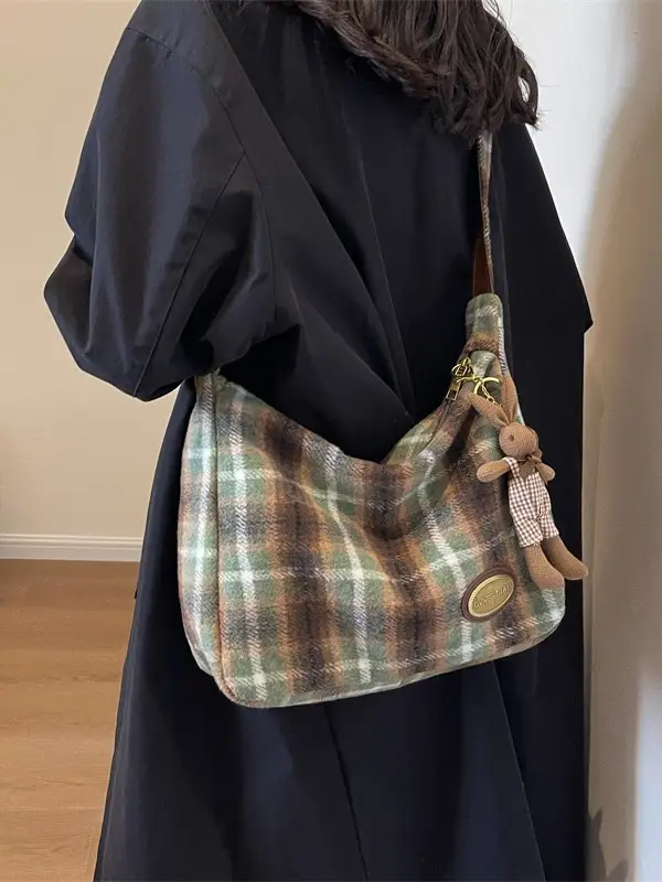 Retro Plaid Woolen Crossbody Bag for Women - Image 9