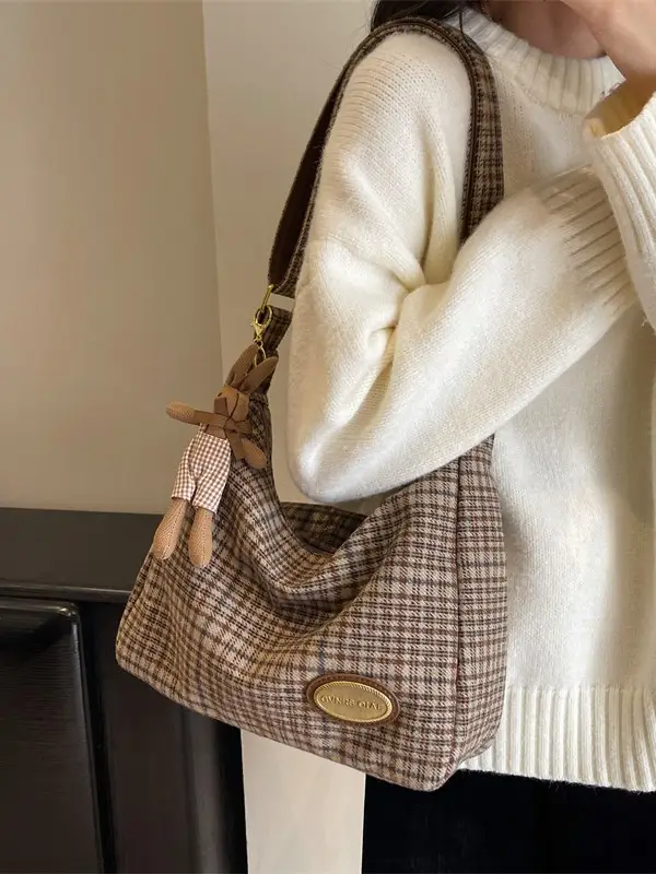 Retro Plaid Woolen Crossbody Bag for Women - Image 10