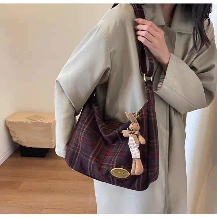 Retro Plaid Woolen Crossbody Bag for Women — feature 14