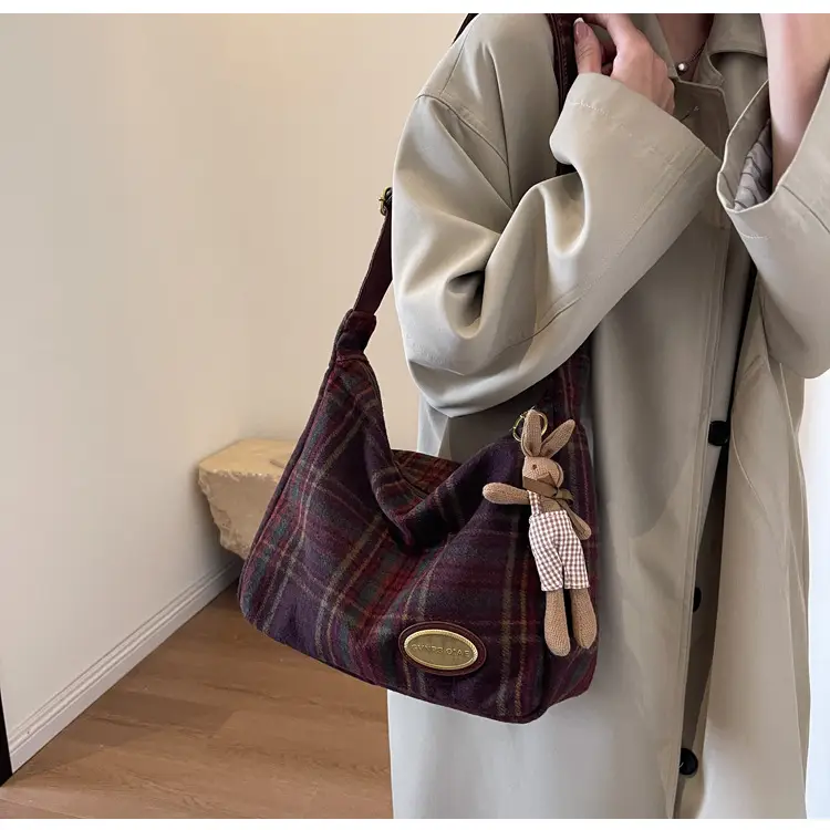 Retro Plaid Woolen Crossbody Bag for Women — feature 18