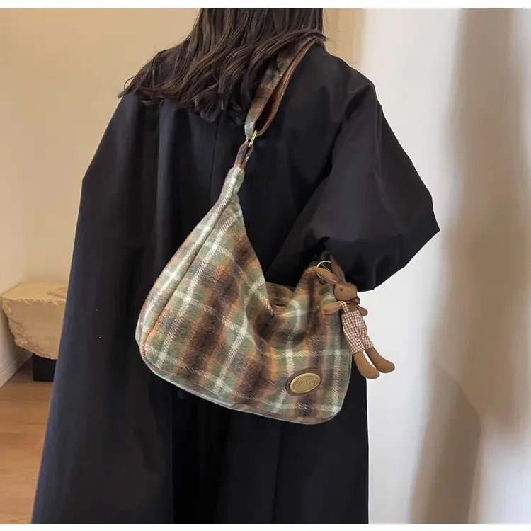 Retro Plaid Woolen Crossbody Bag for Women — feature 24