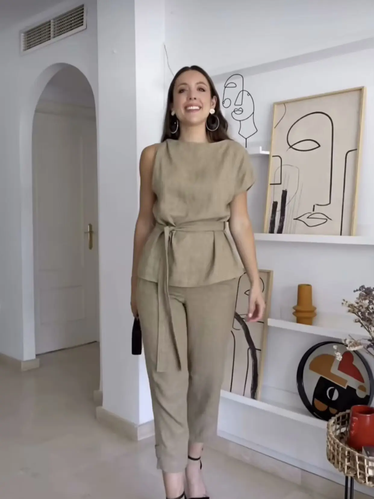 Cross-border 2025 Belt Top & Capri Pants Set Tan - Image 6