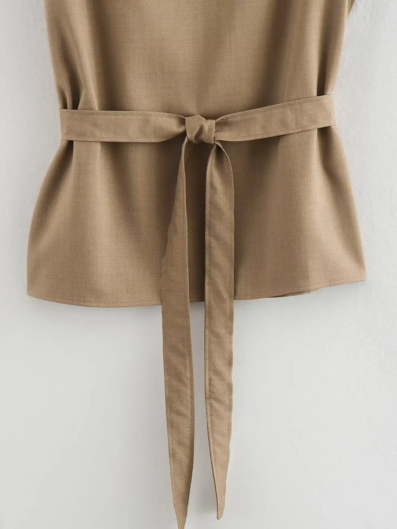 Cross-border 2025 Belt Top & Capri Pants Set Tan — feature 7