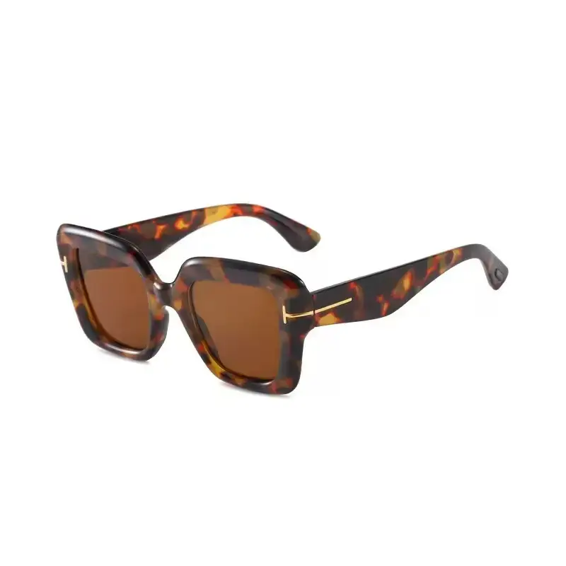 2025 Square Tortoiseshell Sunglasses Women Street Photography - Image 6