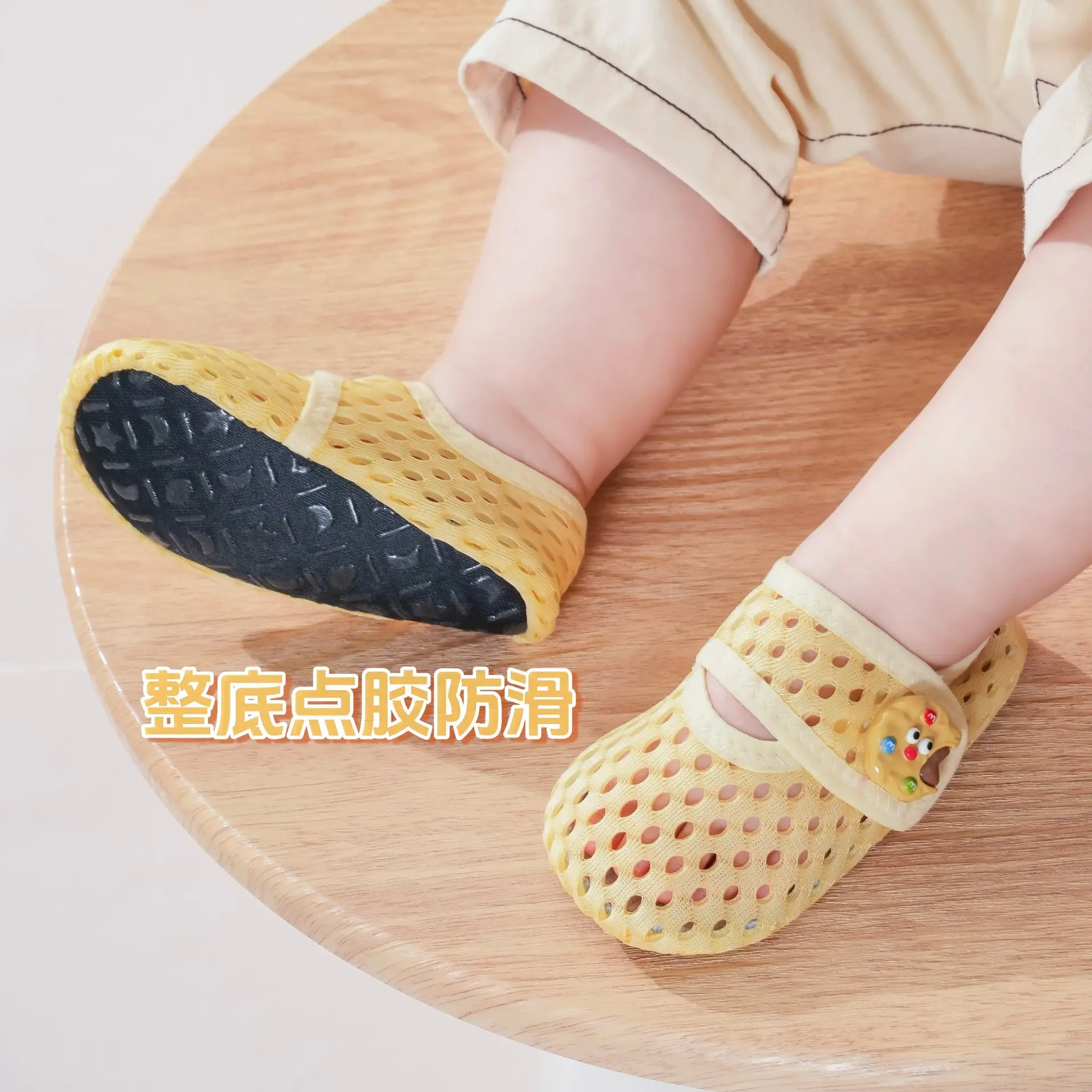 Pink Cartoon Baby Mesh Slip-On Shoes - Image 7