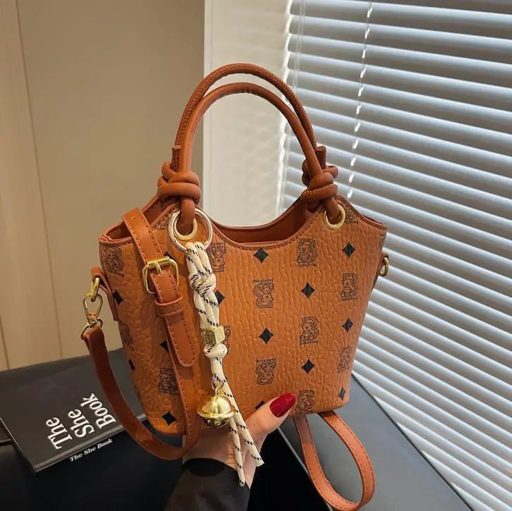 Pink Printed Hand Bag Women's 2025 New Fashionable Textile All-match Shoulder Bag Super Popular Crossbody Bag - Image 7