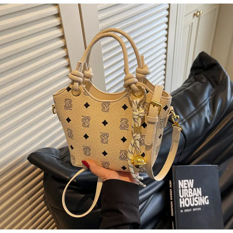 Pink Printed Hand Bag Women's 2025 New Fashionable Textile All-match Shoulder Bag Super Popular Crossbody Bag — feature 20