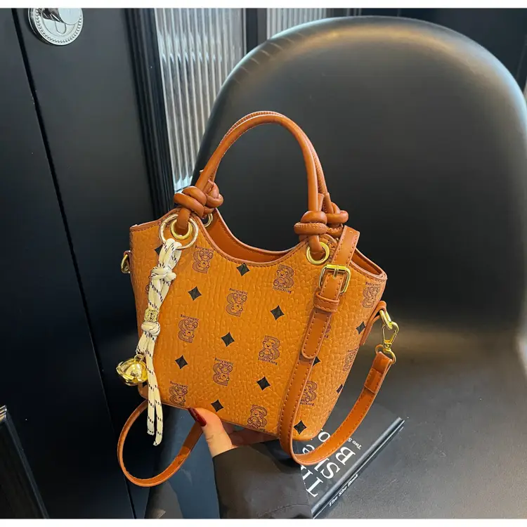 Pink Printed Hand Bag Women's 2025 New Fashionable Textile All-match Shoulder Bag Super Popular Crossbody Bag — feature 21