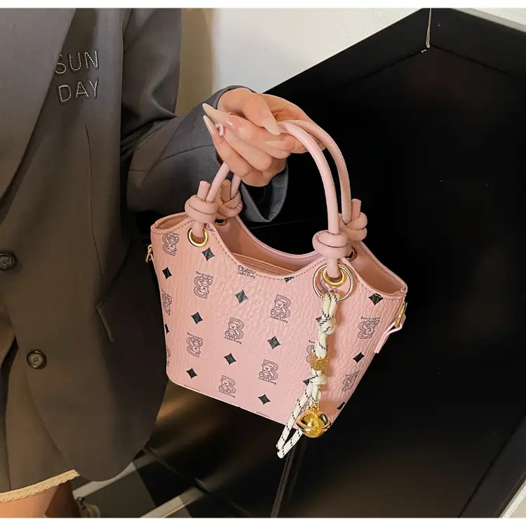 Pink Printed Hand Bag Women's 2025 New Fashionable Textile All-match Shoulder Bag Super Popular Crossbody Bag — feature 24