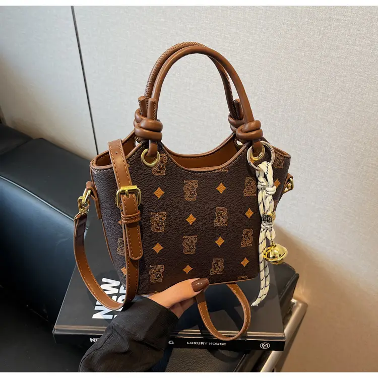 Pink Printed Hand Bag Women's 2025 New Fashionable Textile All-match Shoulder Bag Super Popular Crossbody Bag — feature 25