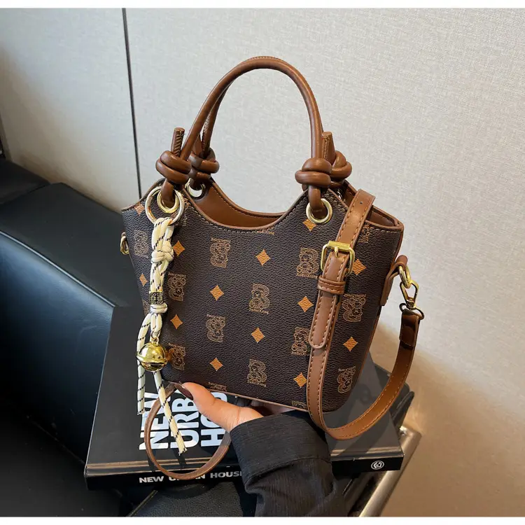 Pink Printed Hand Bag Women's 2025 New Fashionable Textile All-match Shoulder Bag Super Popular Crossbody Bag — feature 26